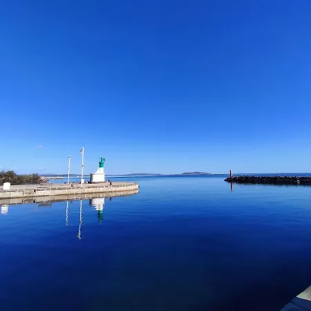 Millesime 5303 : Vue Magnifique, Spacieux, Sur Le Port Avec Parking * Marseillan (Herault)