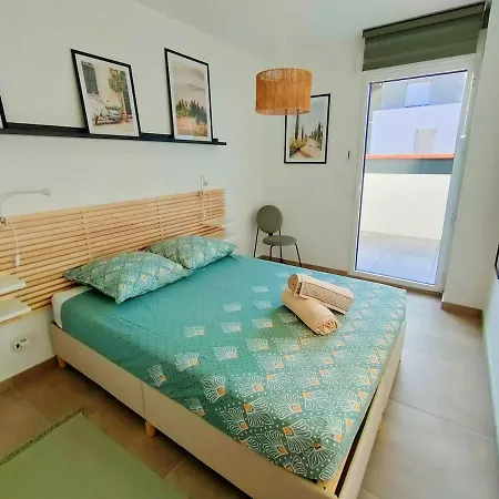 Apartment Millesime 5303 : Vue Magnifique, Spacieux, Sur Le Port Avec Parking *
